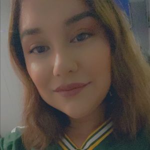 Meet your Posher, Karla